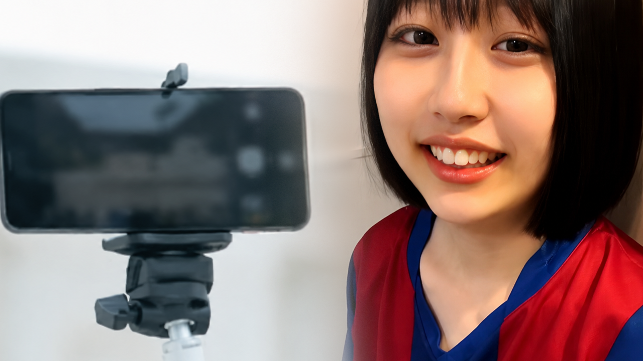A Japanese livestreaming platform interface similar to Fuwacchi
