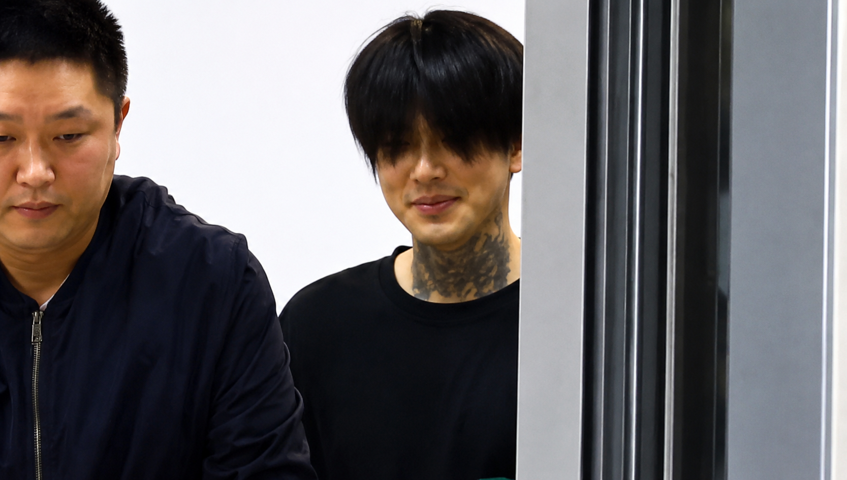 [TrueCrime] K-pop Idol-like Man Smiling After Killing a High School Girl
