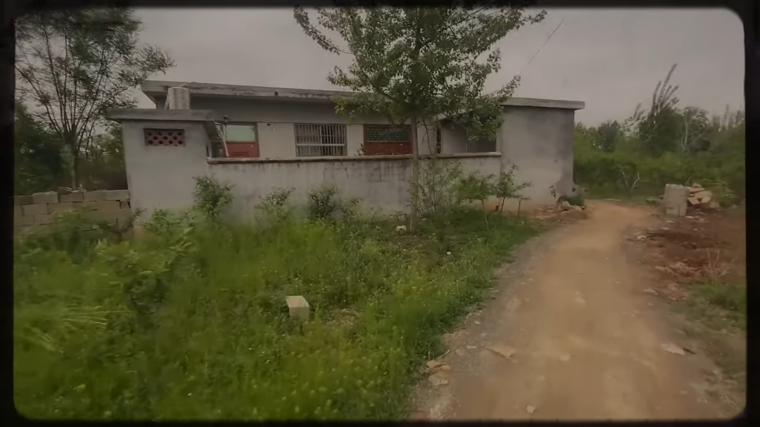 Newlywed couple returning to a rural home in Shandong